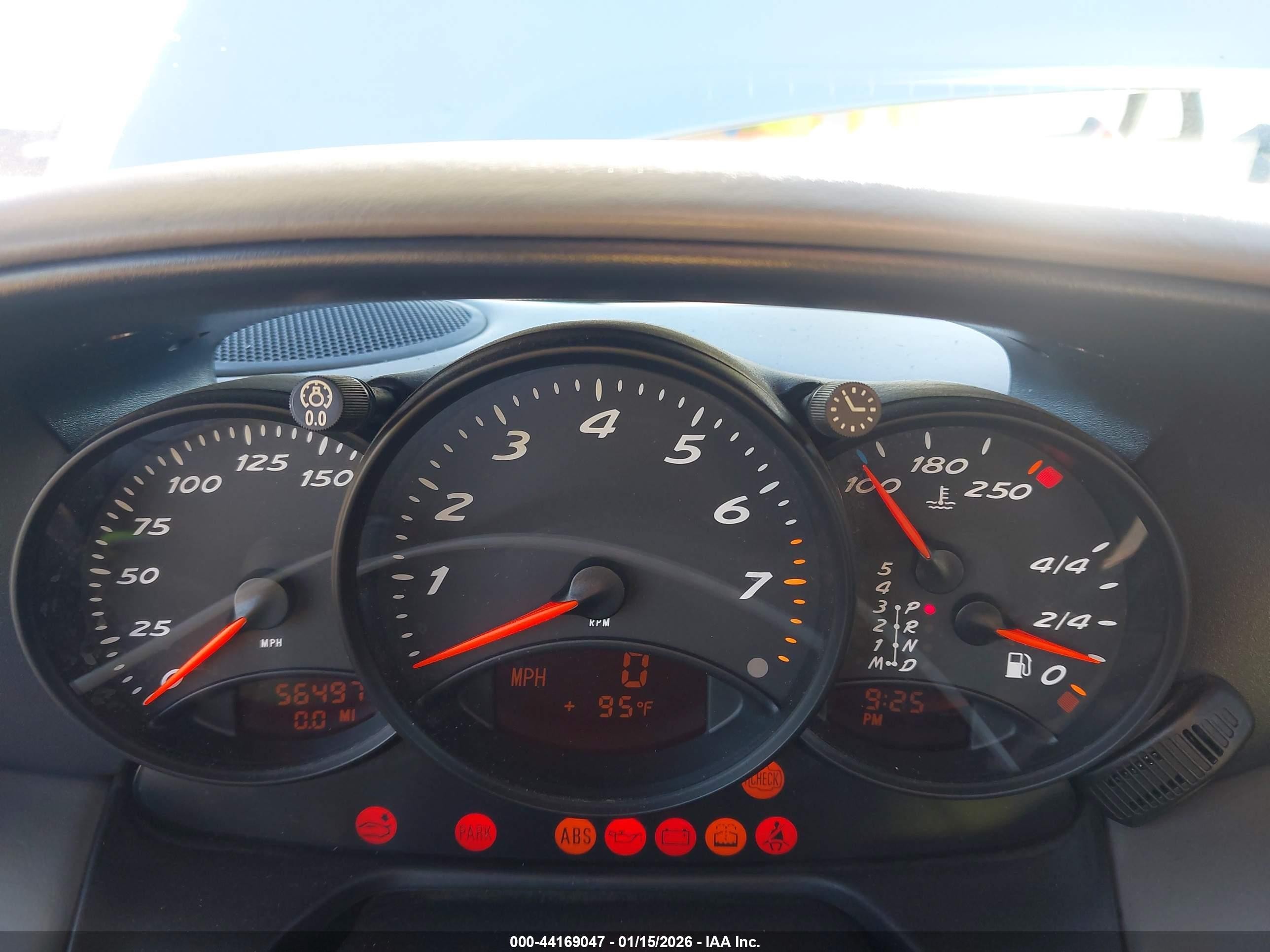 1999 Porsche Boxster   Silver vin: WP0CA2985XU620618