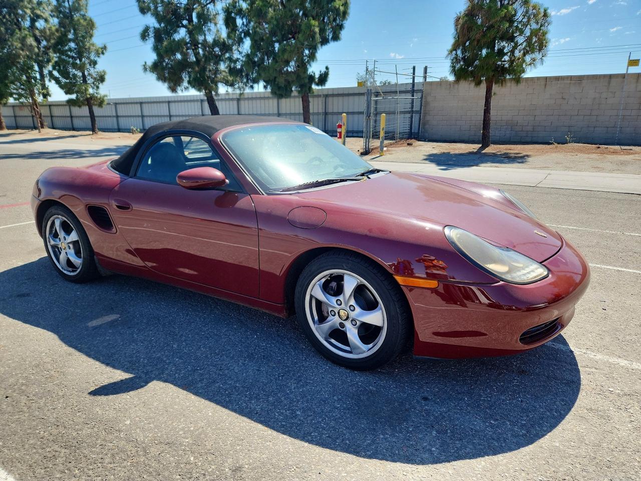 2001 Porsche Boxster Red vin: WP0CA29861U625575
