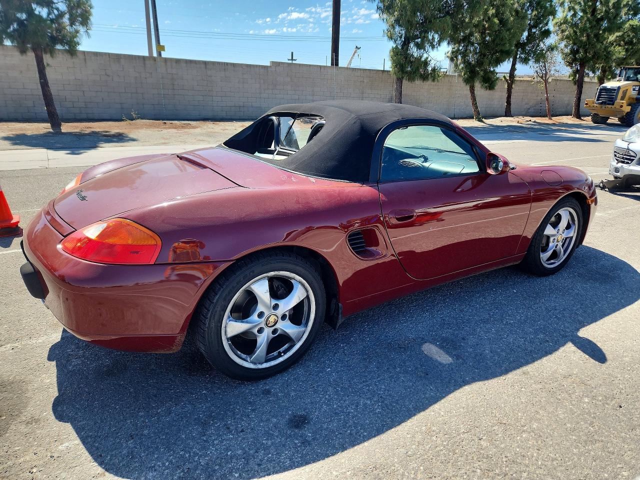 2001 Porsche Boxster Red vin: WP0CA29861U625575