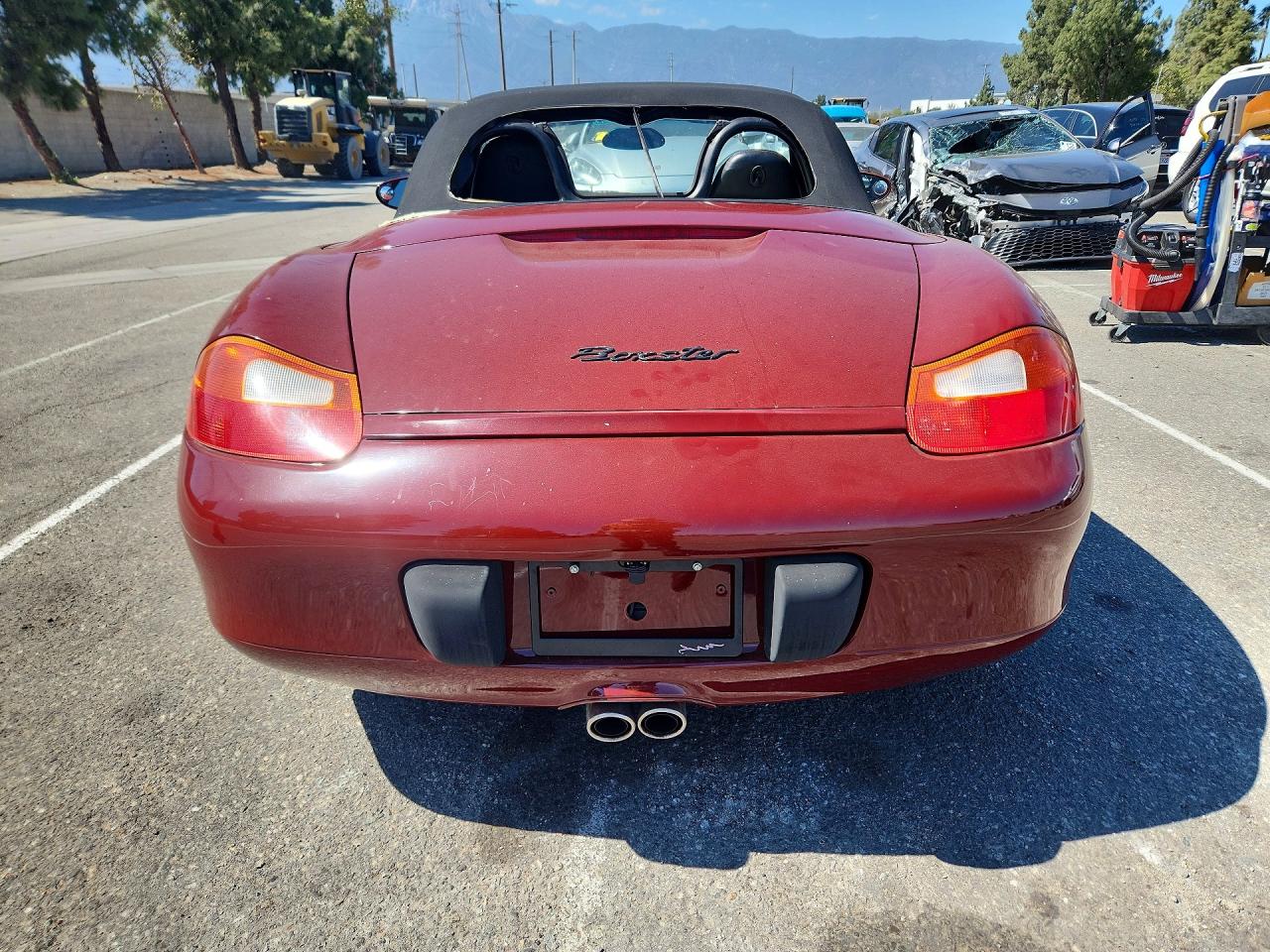 2001 Porsche Boxster Red vin: WP0CA29861U625575