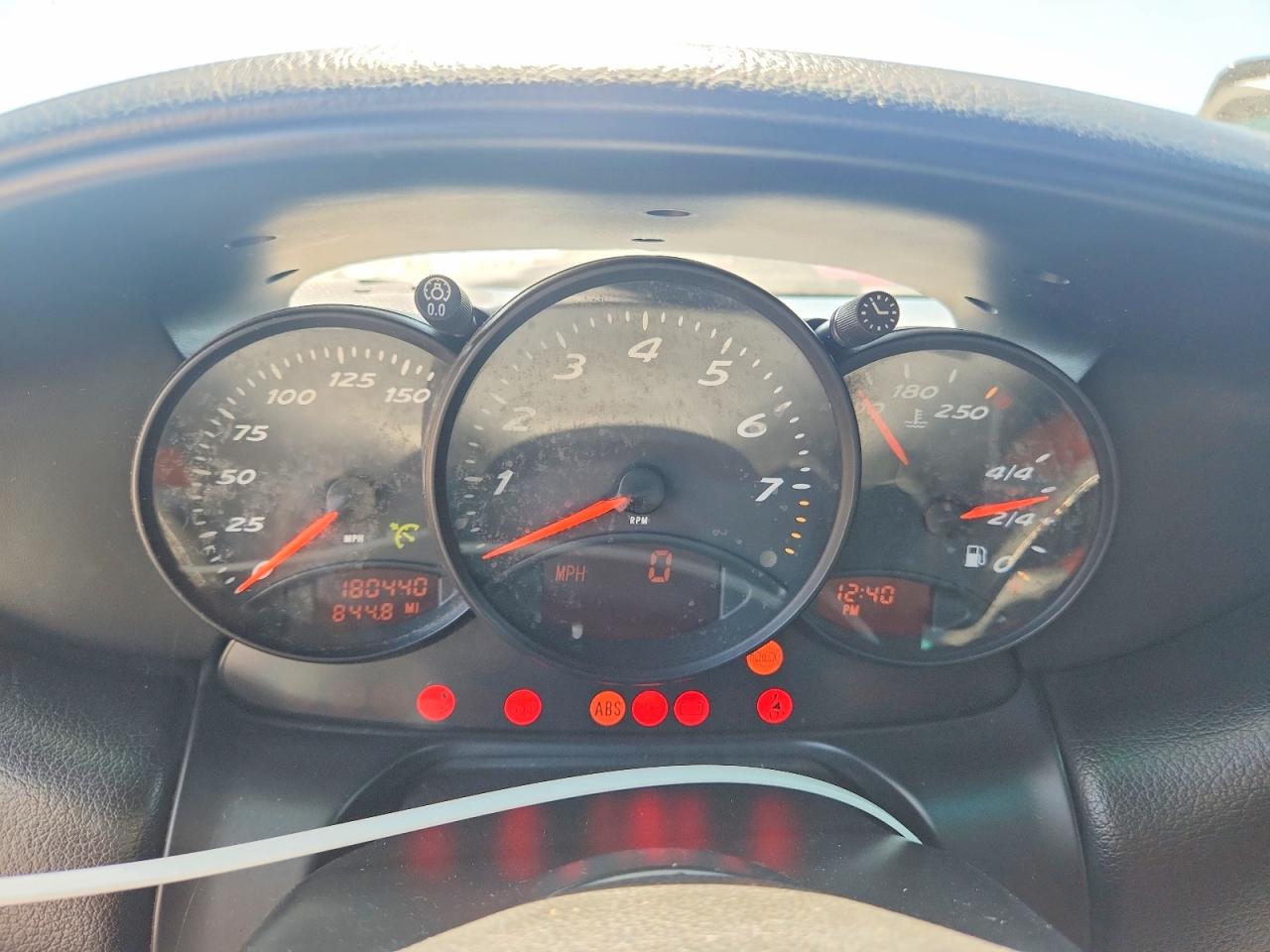 2000 Porsche Boxster Silver vin: WP0CA2986YU623755