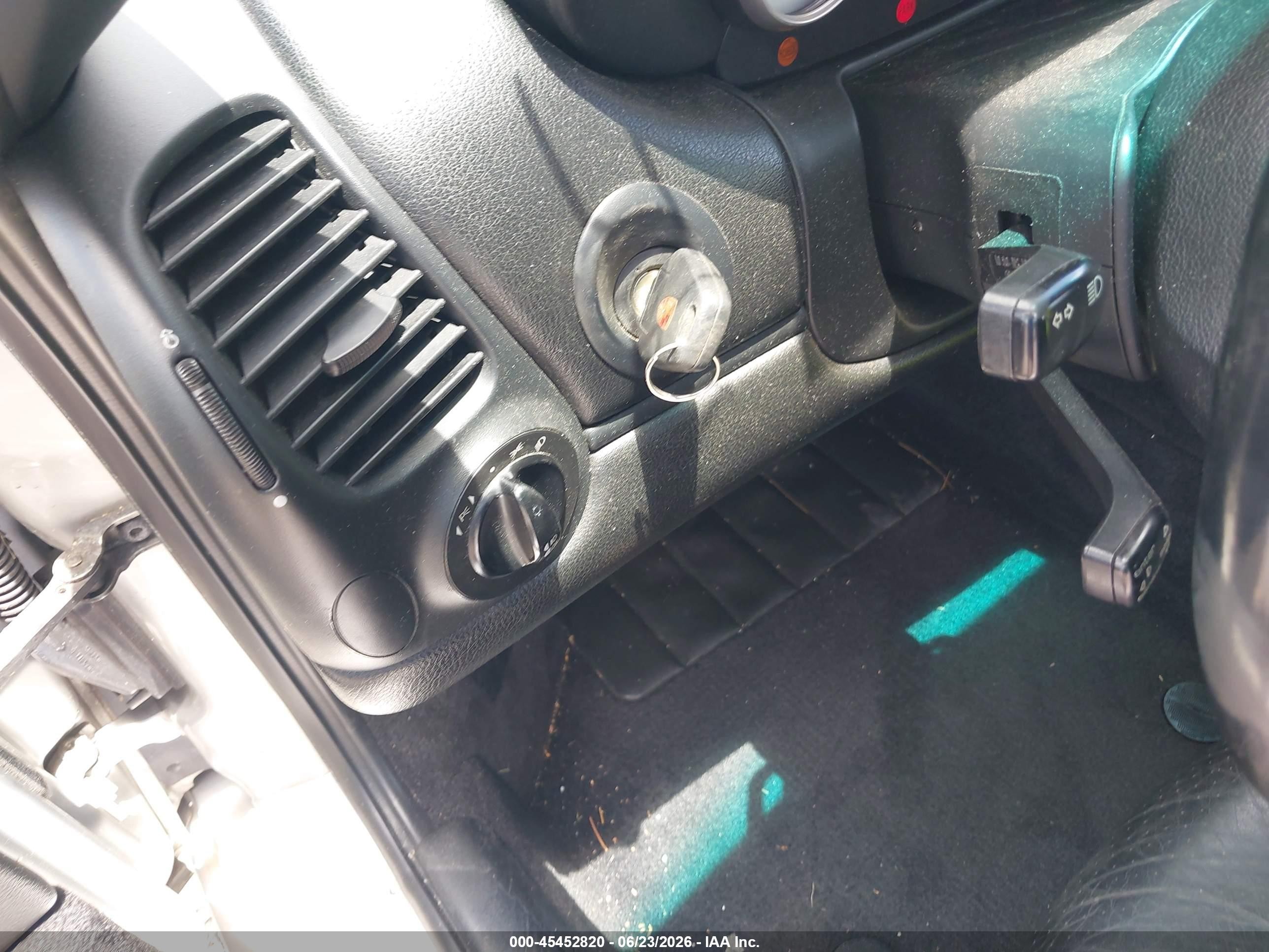 2002 Porsche Boxster   Серебряный vin: WP0CA29872U621732