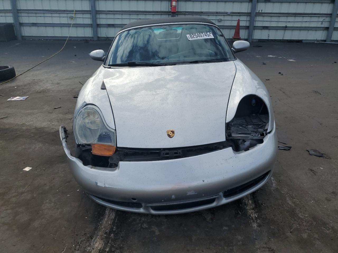 2002 Porsche Boxster Silver vin: WP0CA29872U621973