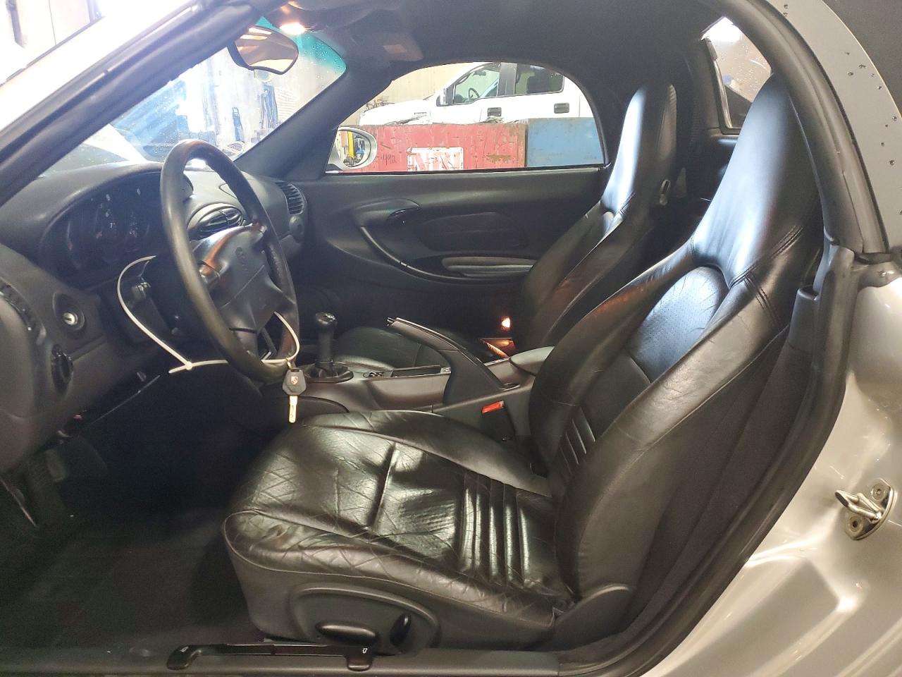 1998 Porsche Boxster Silver vin: WP0CA2987WU620358