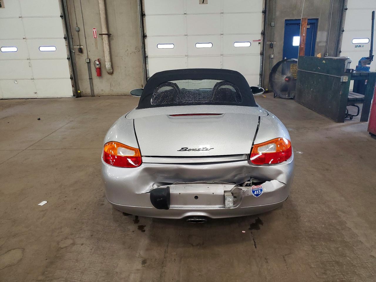 1998 Porsche Boxster Silver vin: WP0CA2987WU620358