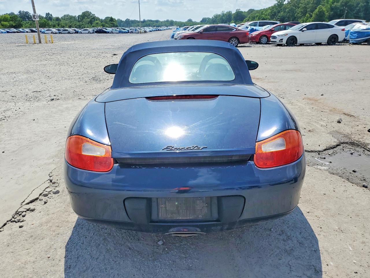 2000 Porsche Boxster Blue vin: WP0CA2987YU627958