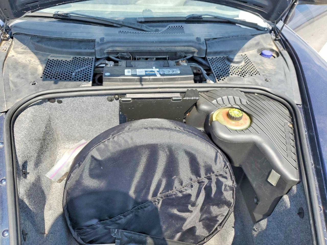 2000 Porsche Boxster Blue vin: WP0CA2987YU627958