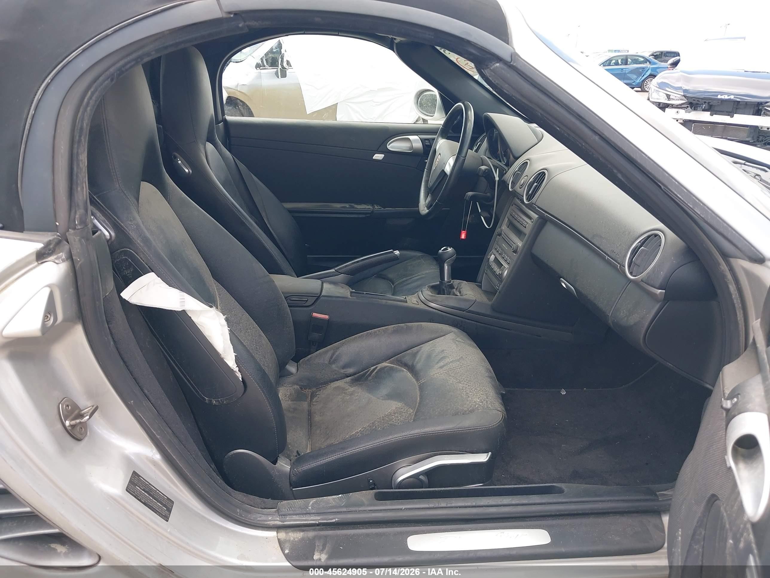 2006 Porsche Boxster   Серебряный vin: WP0CA29886U712546