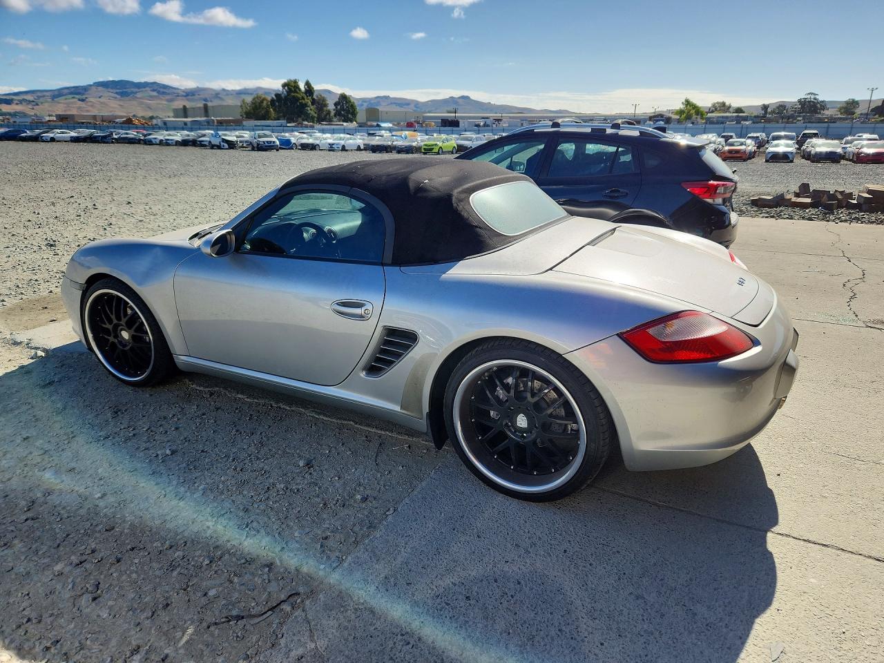 2005 Porsche Boxster Silver vin: WP0CA29895U711467