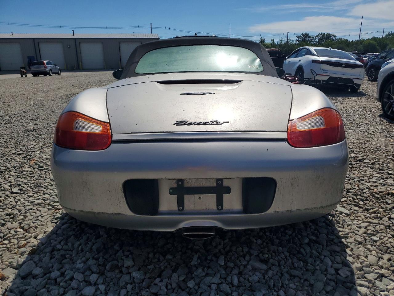 1998 Porsche Boxster Silver vin: WP0CA2989WU622600