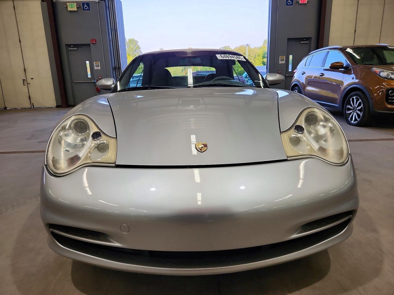 2003 Porsche 911 Carrera 2 Silver vin: WP0CA29933S650196
