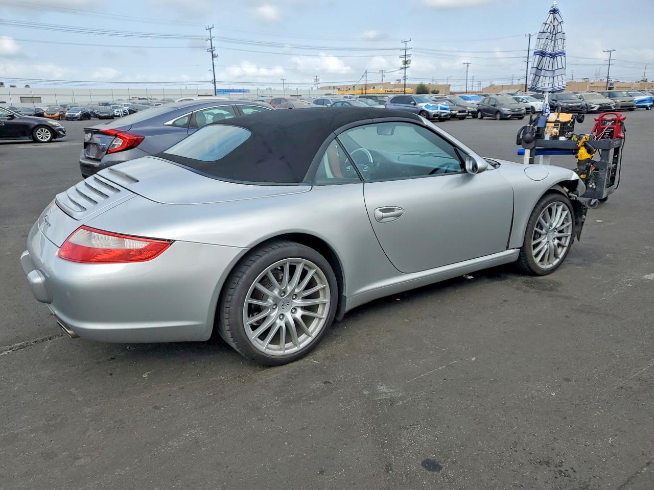 2007 Porsche 911 New Generation Carrera Cabriolet Silver vin: WP0CA29937S765922