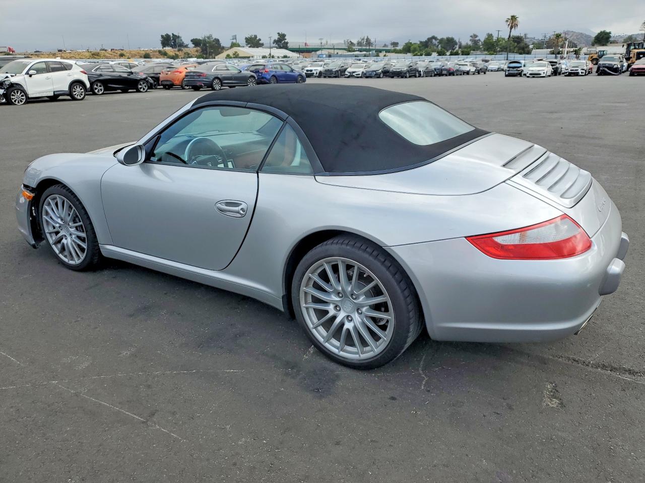 2007 Porsche 911 New Generation Carrera Cabriolet Silver vin: WP0CA29937S765922