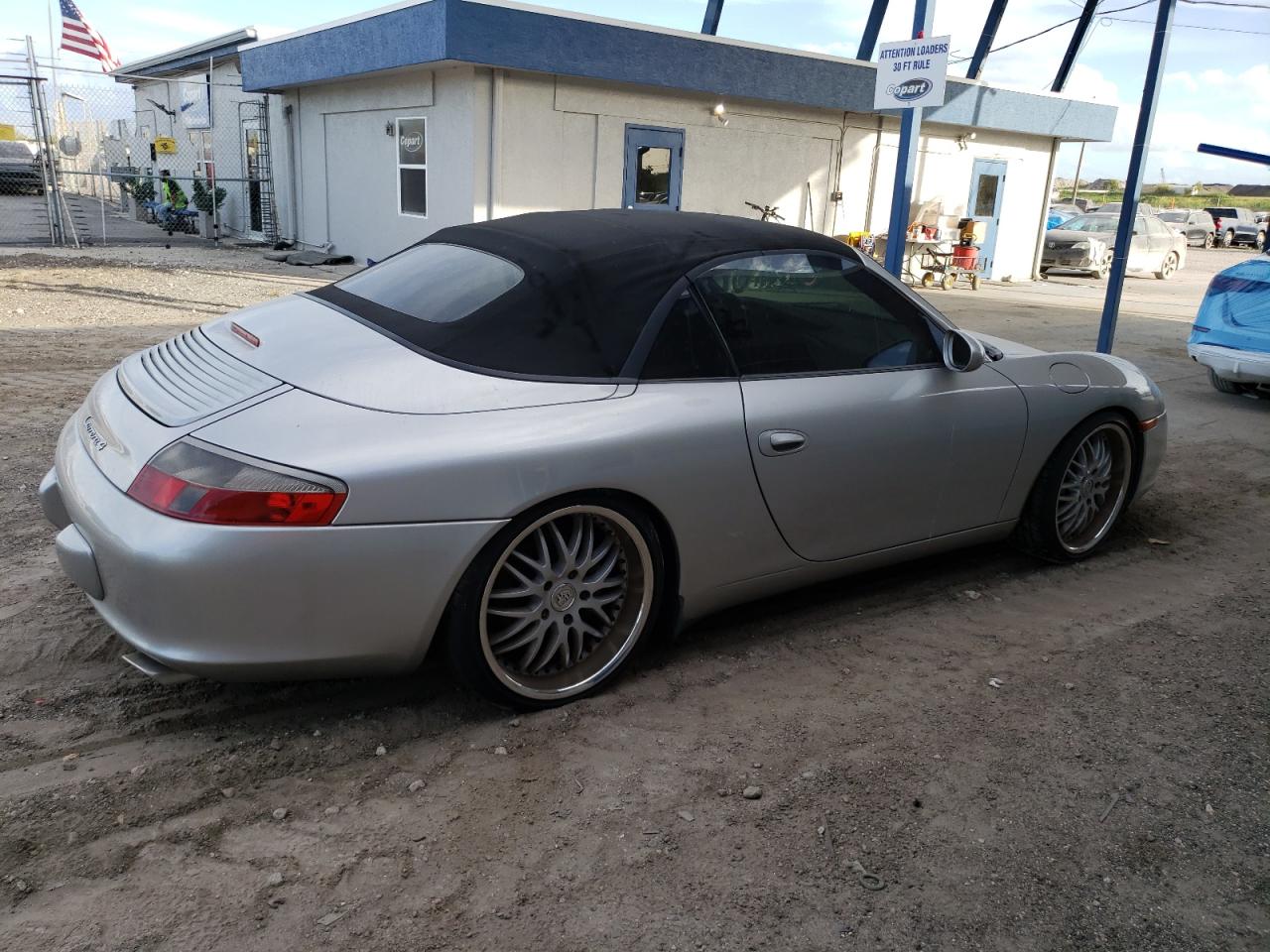 2002 Porsche 911 Carrera 2 Серебряный vin: WP0CA29952S650473