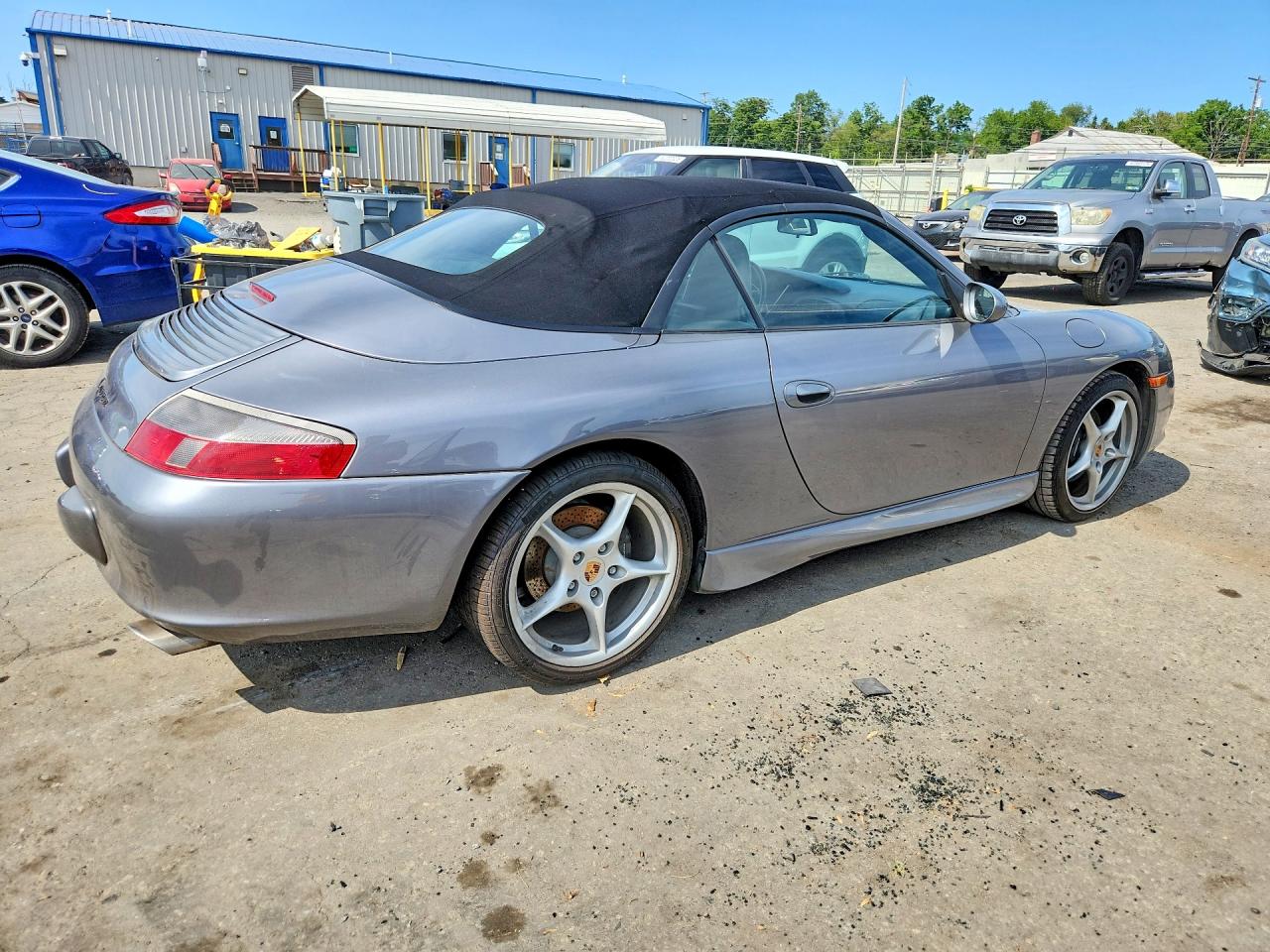 2002 Porsche 911 Carrera 2 Gray vin: WP0CA29952S652899