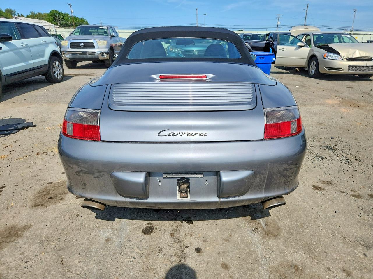 2002 Porsche 911 Carrera 2 Gray vin: WP0CA29952S652899