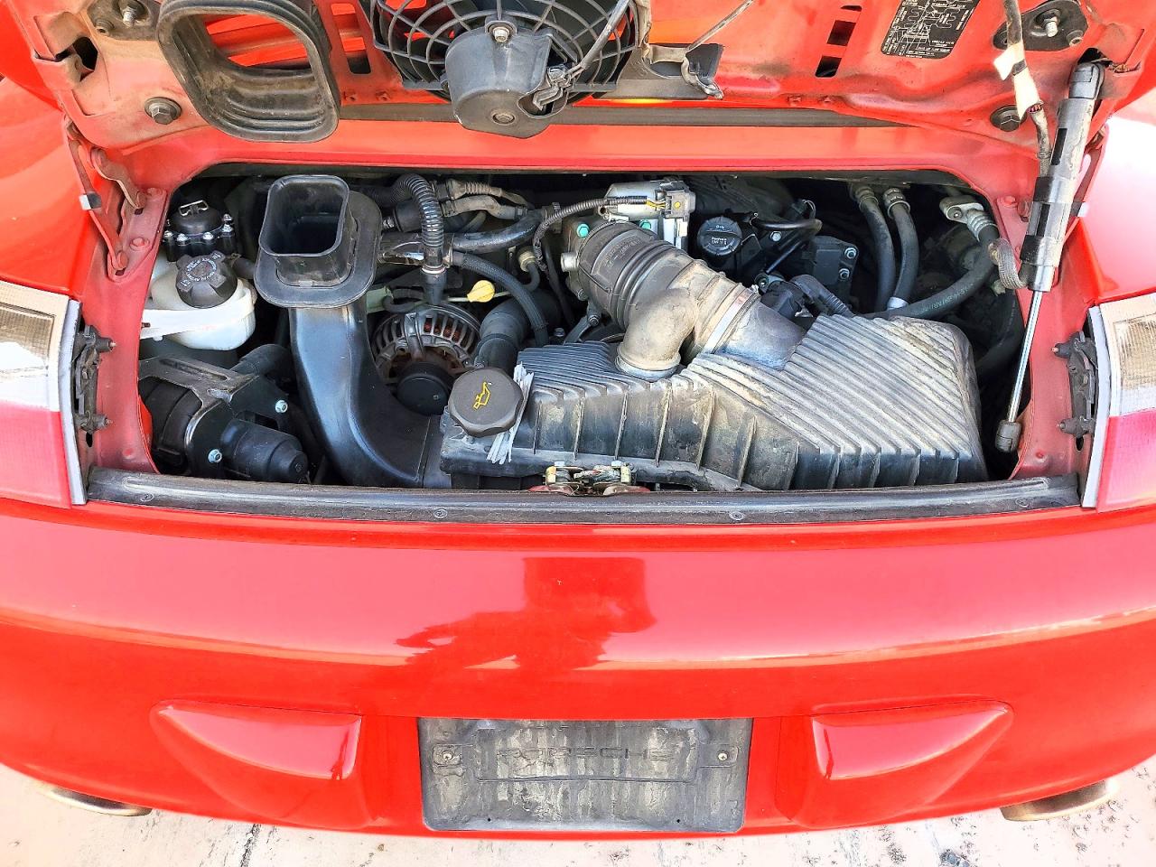 2002 Porsche 911 Carrera 2 Red vin: WP0CA29952S654586