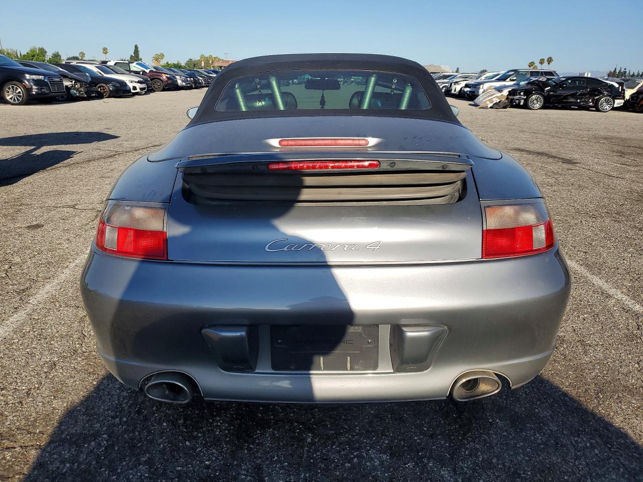 2002 Porsche 911 Carrera 2 Gray vin: WP0CA29952S655334
