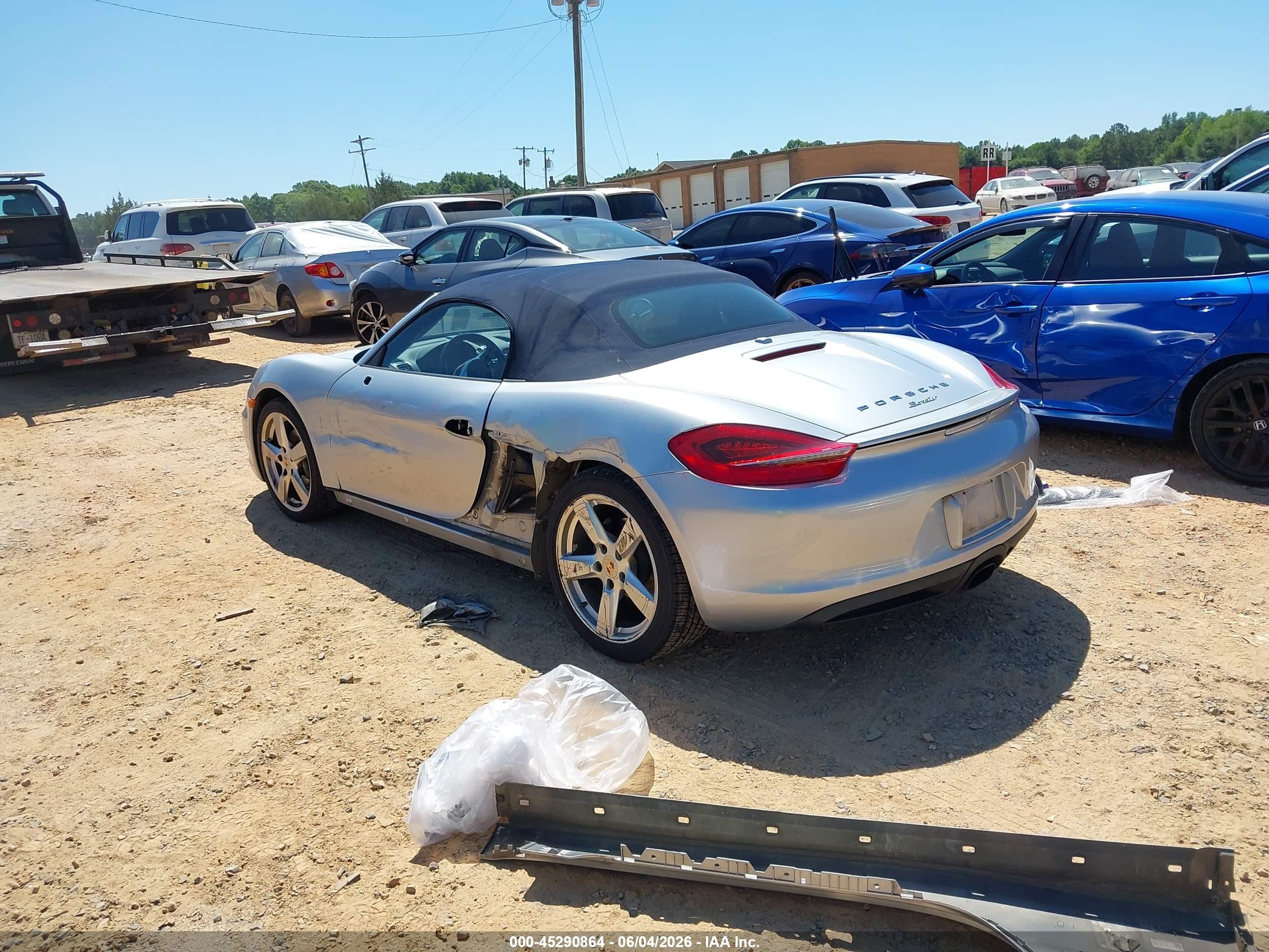 2014 Porsche Boxster   Silver vin: WP0CA2A81ES121948