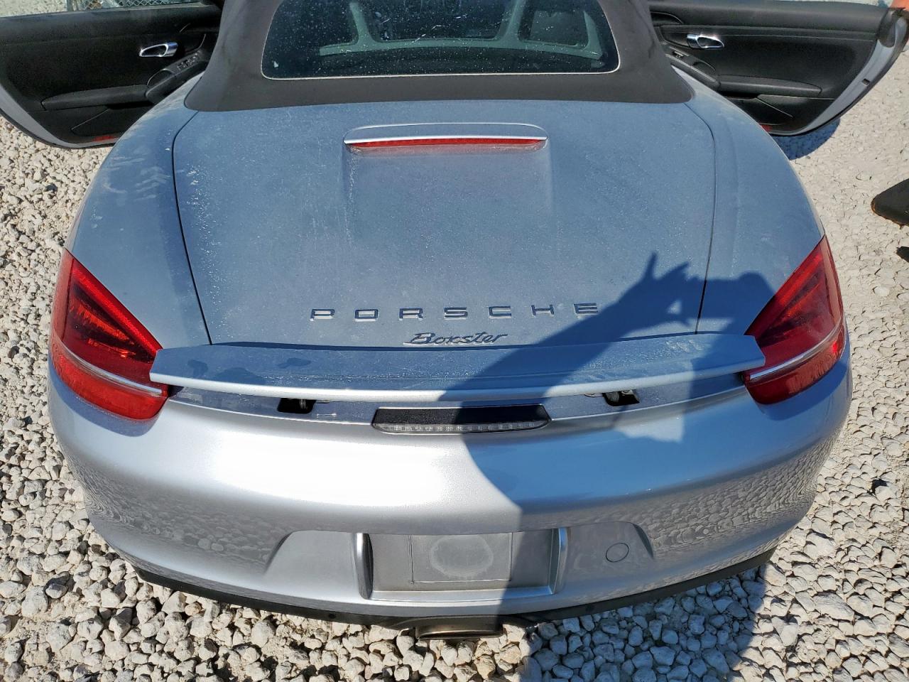 2014 Porsche Boxster Silver vin: WP0CA2A82ES120193