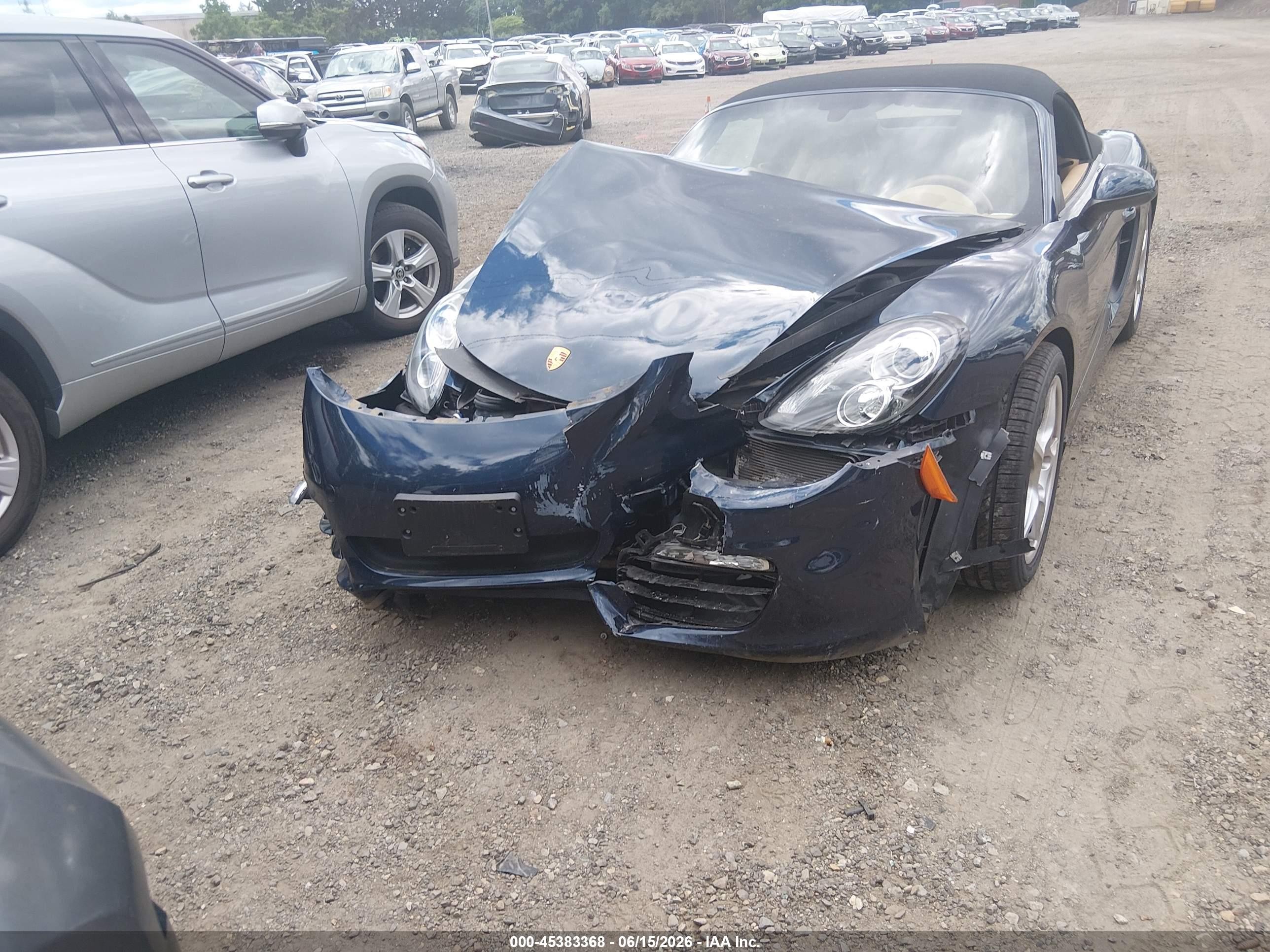2013 Porsche Boxster   Blue vin: WP0CA2A83DS113980