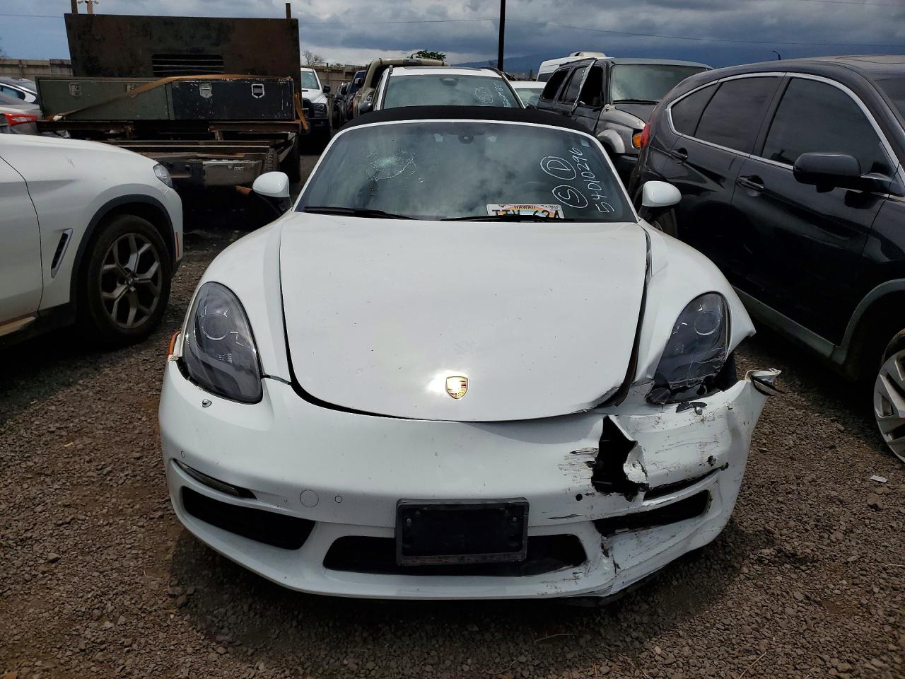 2019 Porsche Boxster Base White vin: WP0CA2A83KS210822