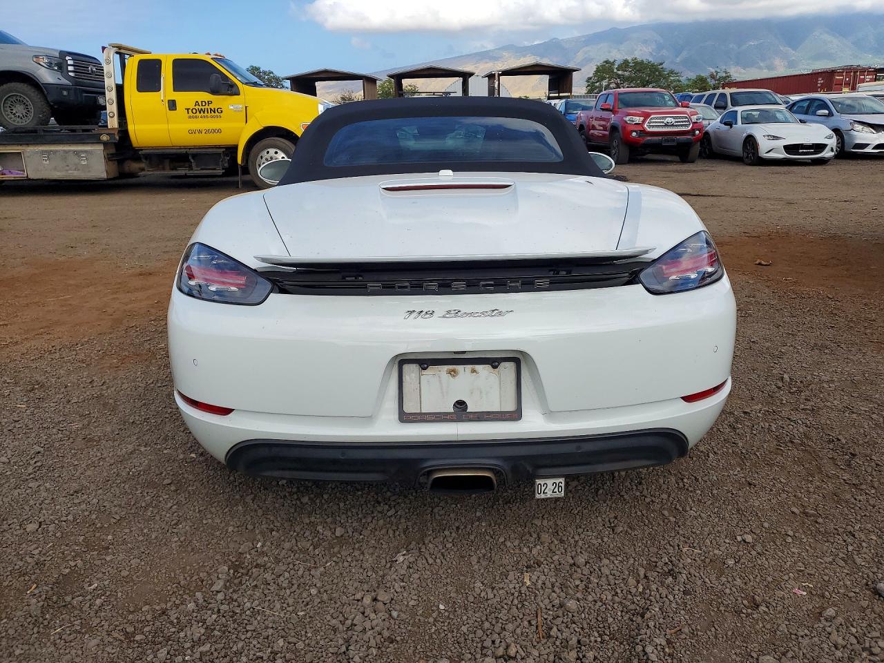 2019 Porsche Boxster Base White vin: WP0CA2A83KS210822