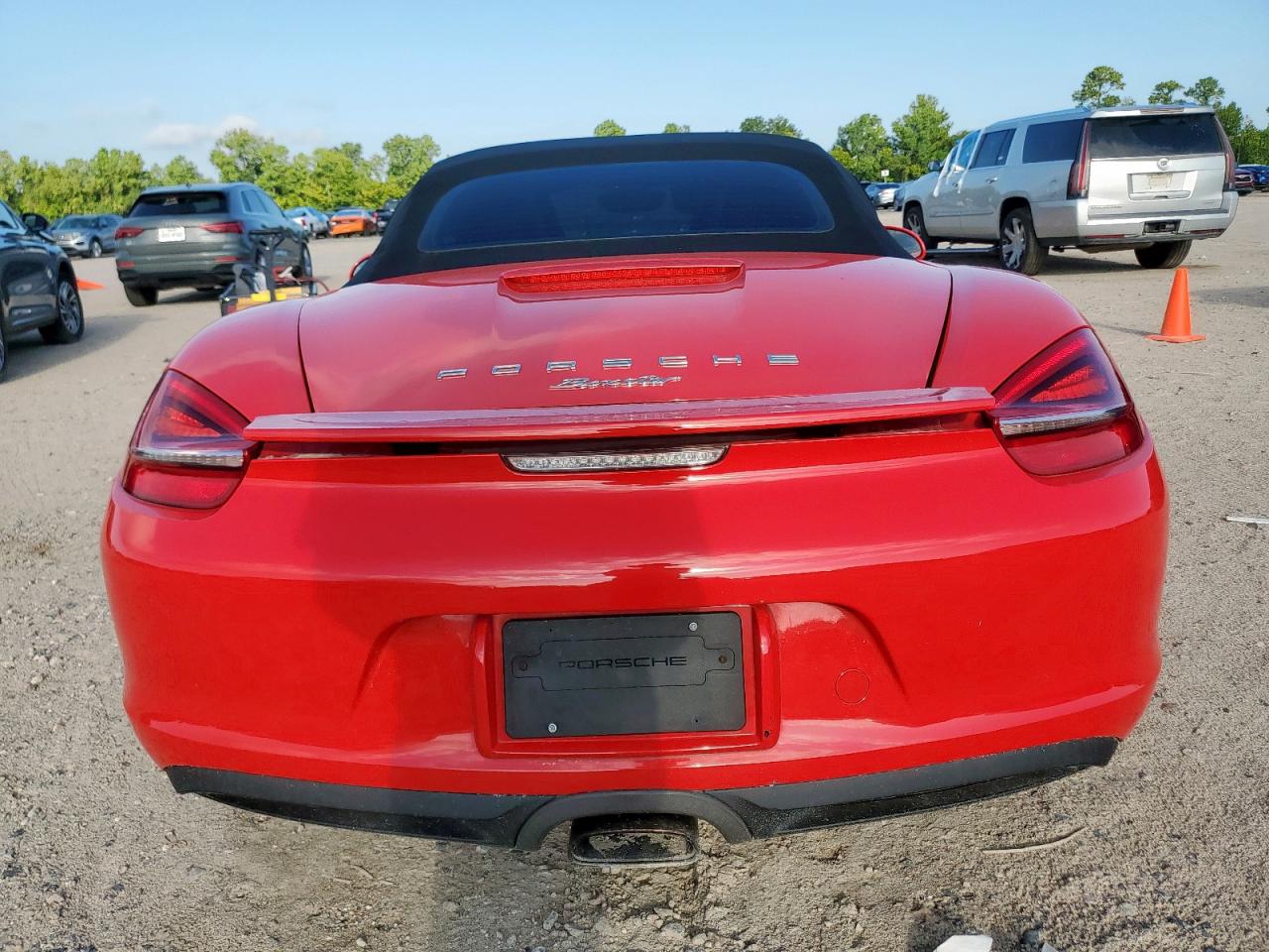 2014 Porsche Boxster Red vin: WP0CA2A84ES120776