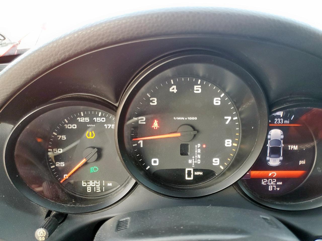 2014 Porsche Boxster Red vin: WP0CA2A84ES120776