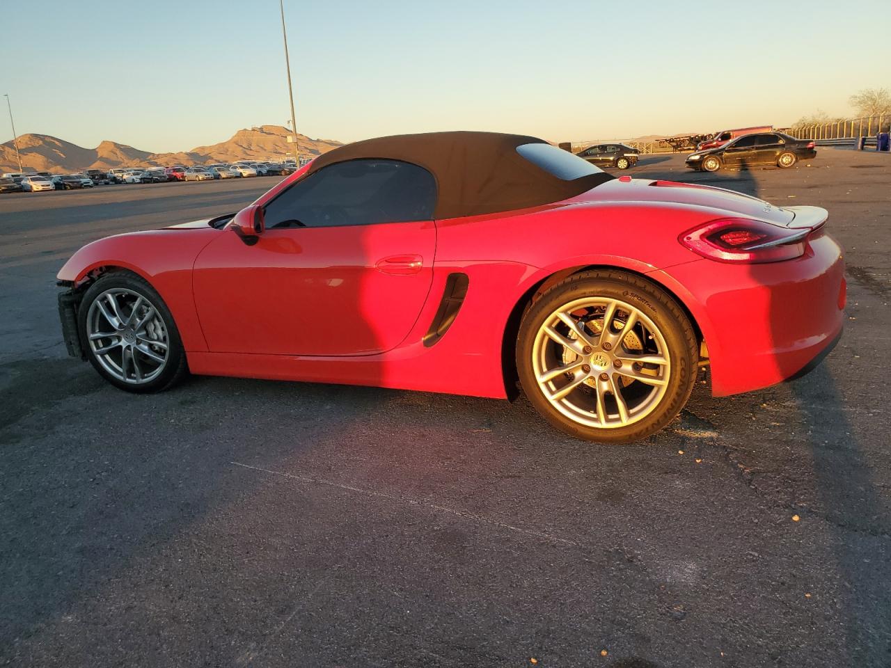 2014 Porsche Boxster Red vin: WP0CA2A86EK120147