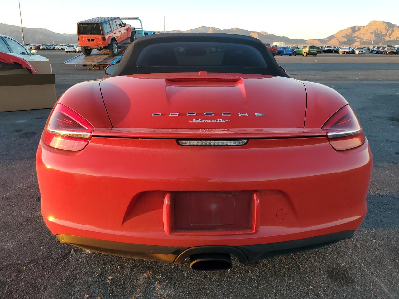2014 Porsche Boxster Red vin: WP0CA2A86EK120147