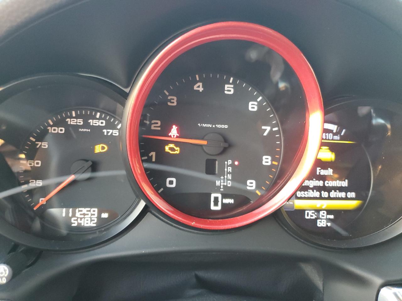 2014 Porsche Boxster Red vin: WP0CA2A86EK120147