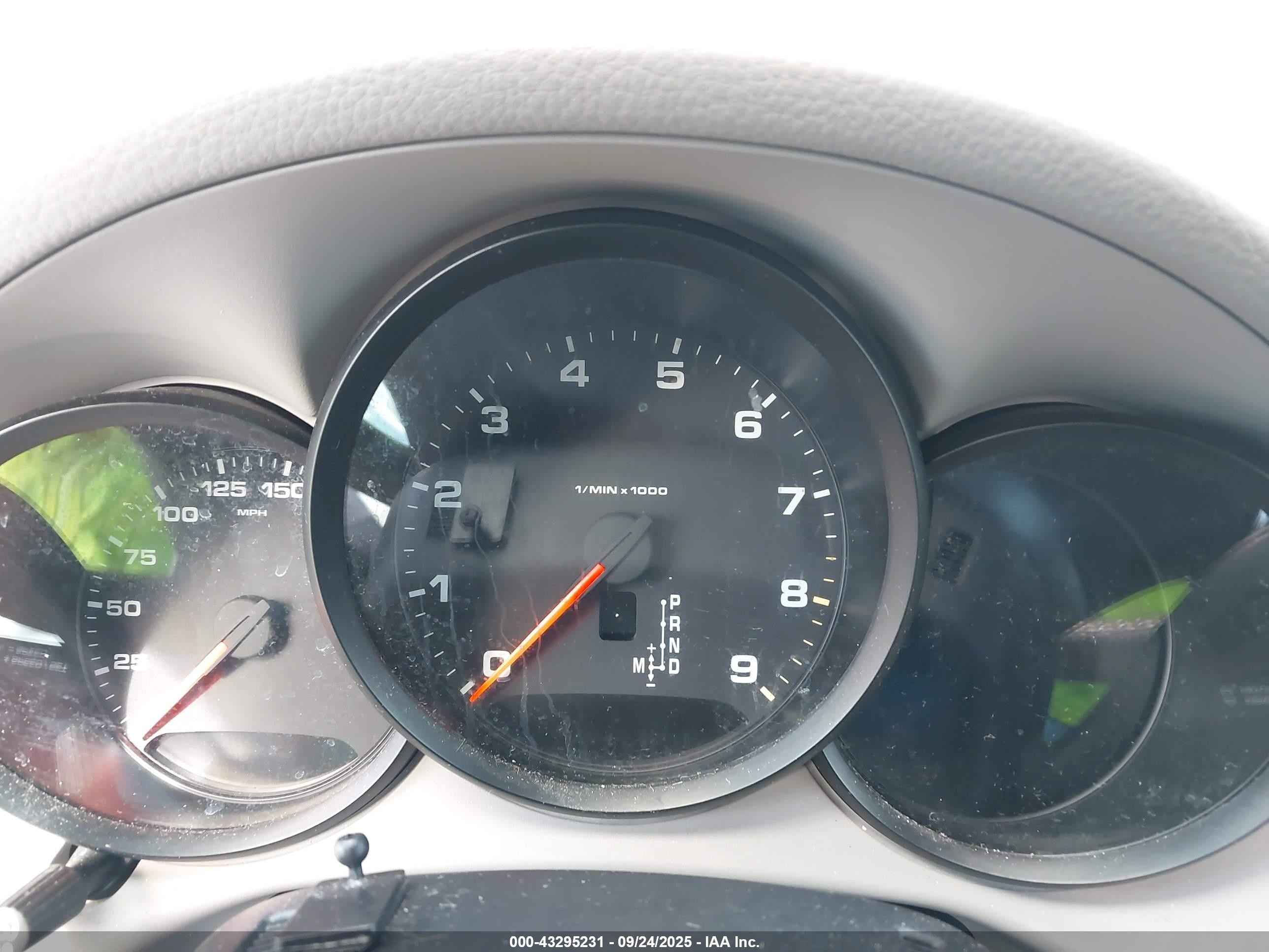 2014 Porsche Boxster   Black vin: WP0CA2A86ES120780
