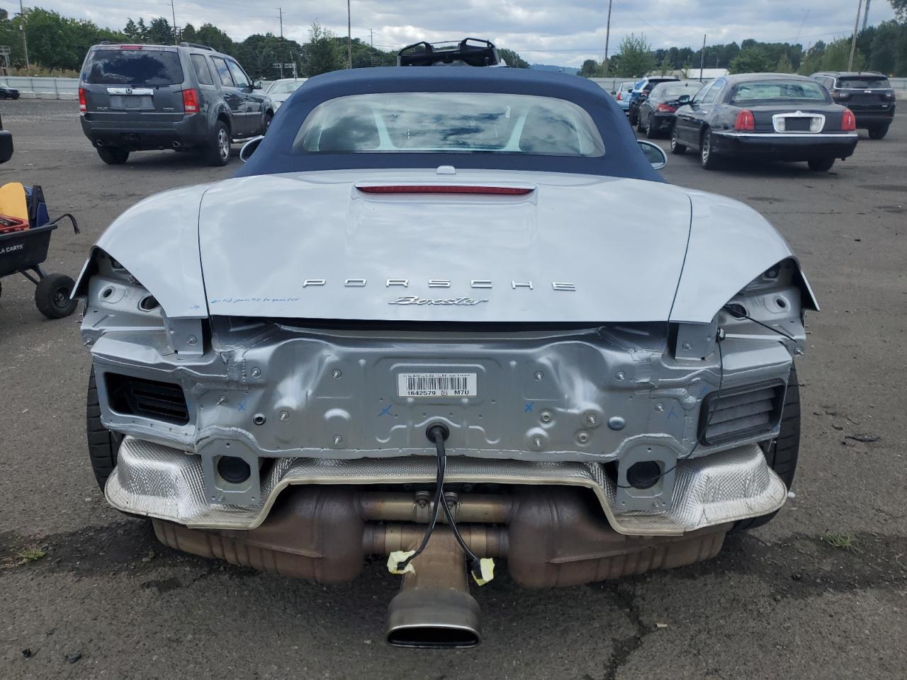 2014 Porsche Boxster Silver vin: WP0CA2A88ES120733