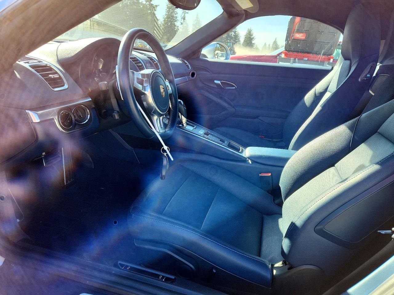 2014 Porsche Boxster Silver vin: WP0CA2A88ES120733