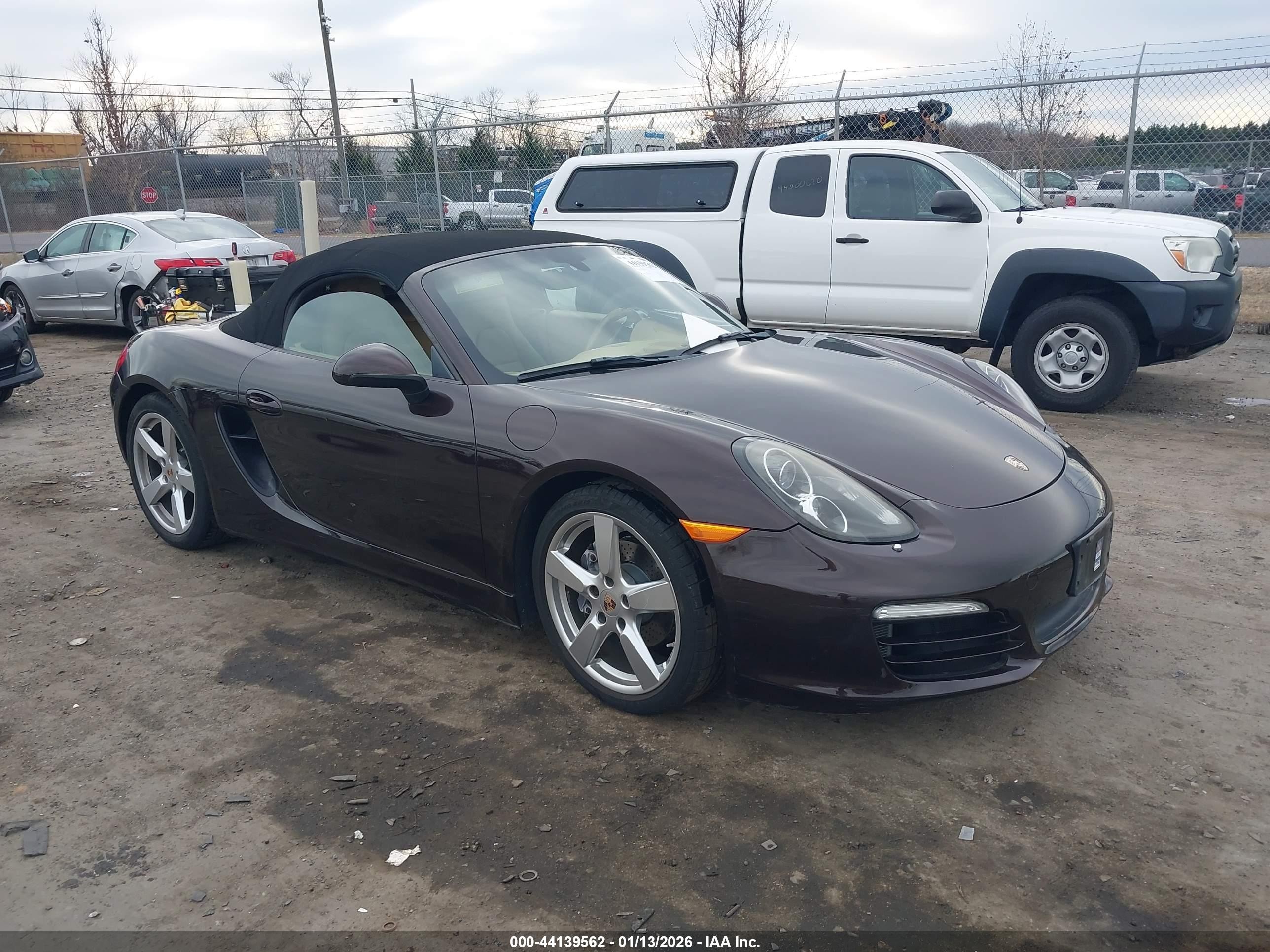 2014 Porsche Boxster   Бордовый vin: WP0CA2A89ES121387