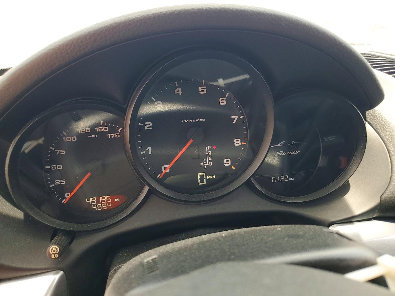 2013 Porsche Boxster White vin: WP0CA2A8XDS114088