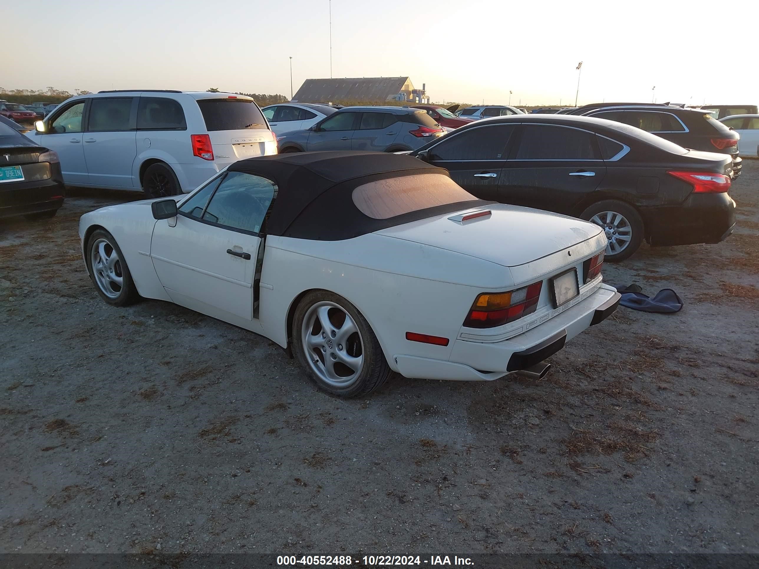 1990 Porsche 944 S White vin: WP0CB2940LN480606