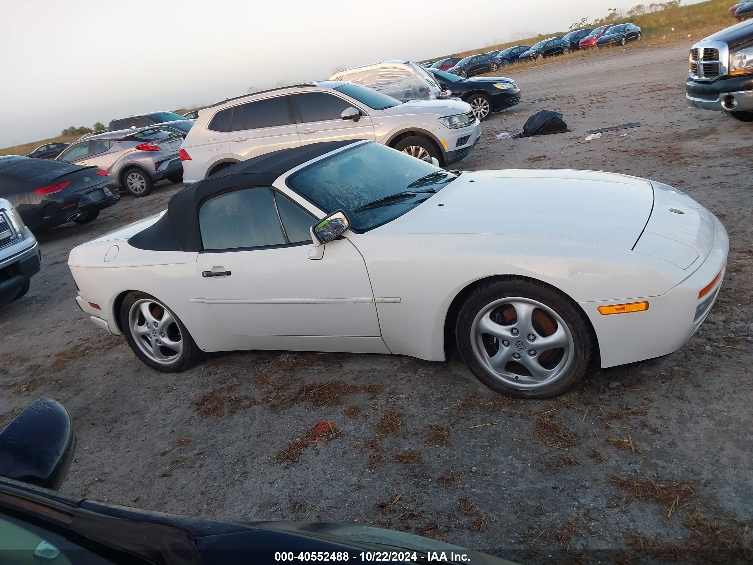 1990 Porsche 944 S White vin: WP0CB2940LN480606
