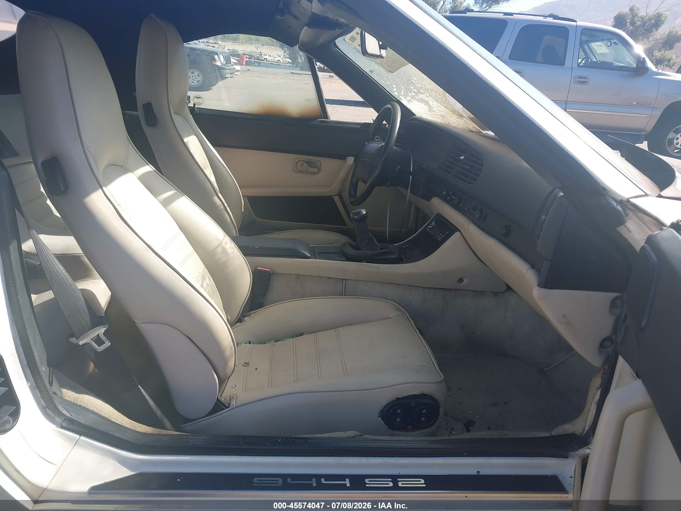 1990 Porsche 944 S White vin: WP0CB2945LN480648