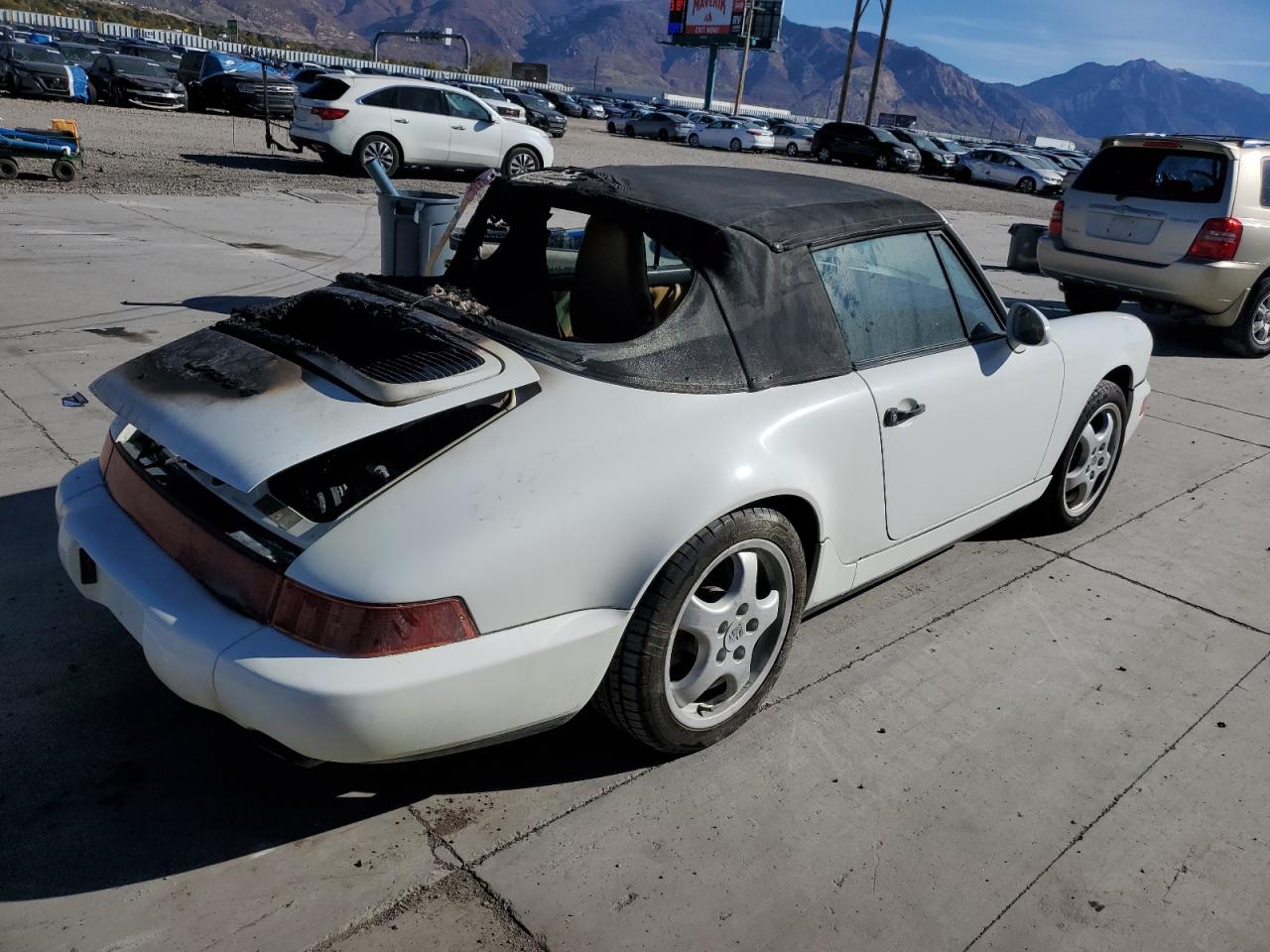 1990 Porsche 911 Carrera 2 White vin: WP0CB2965LS471970