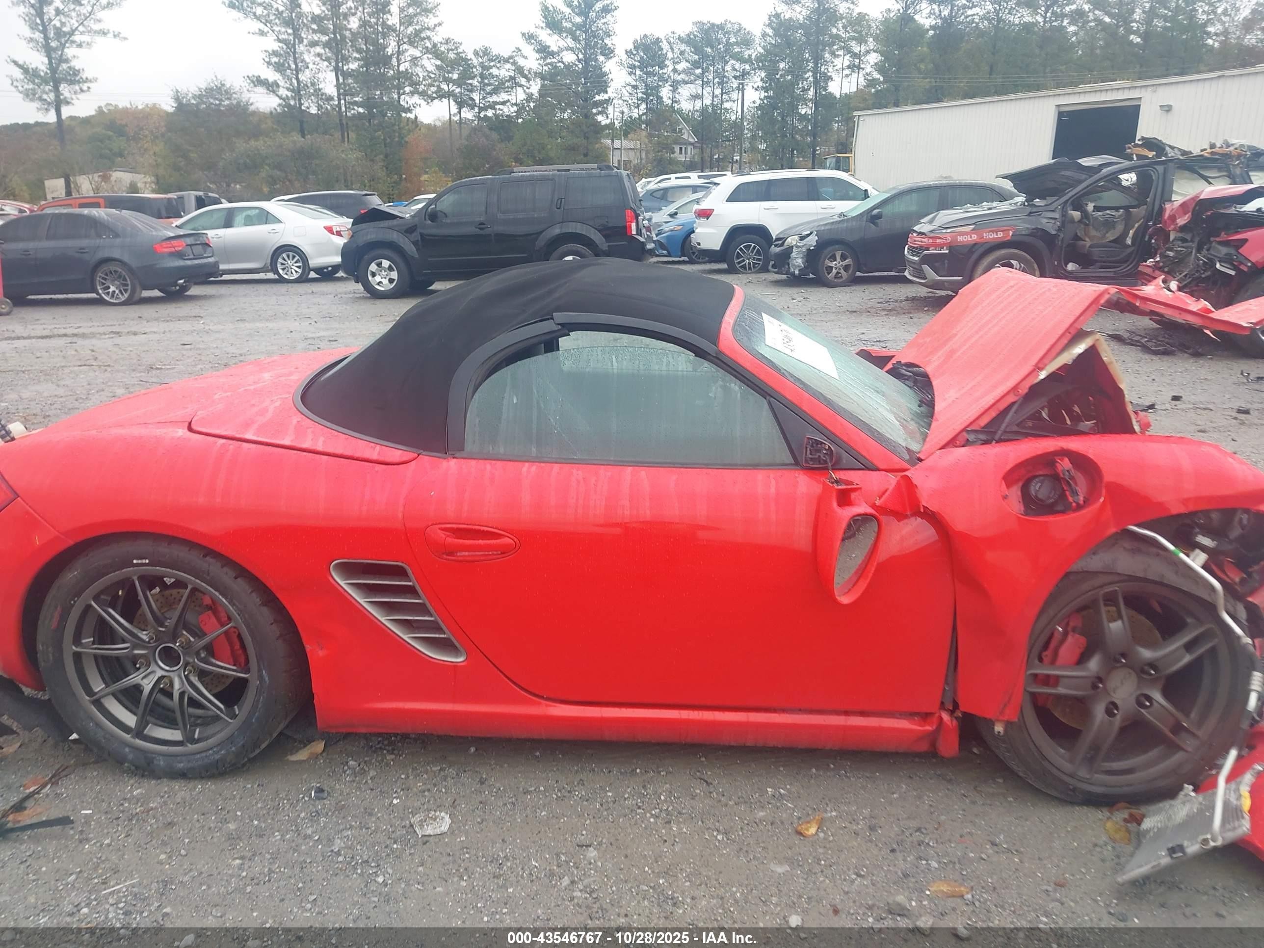 2005 Porsche Boxster S Red vin: WP0CB29805S730322