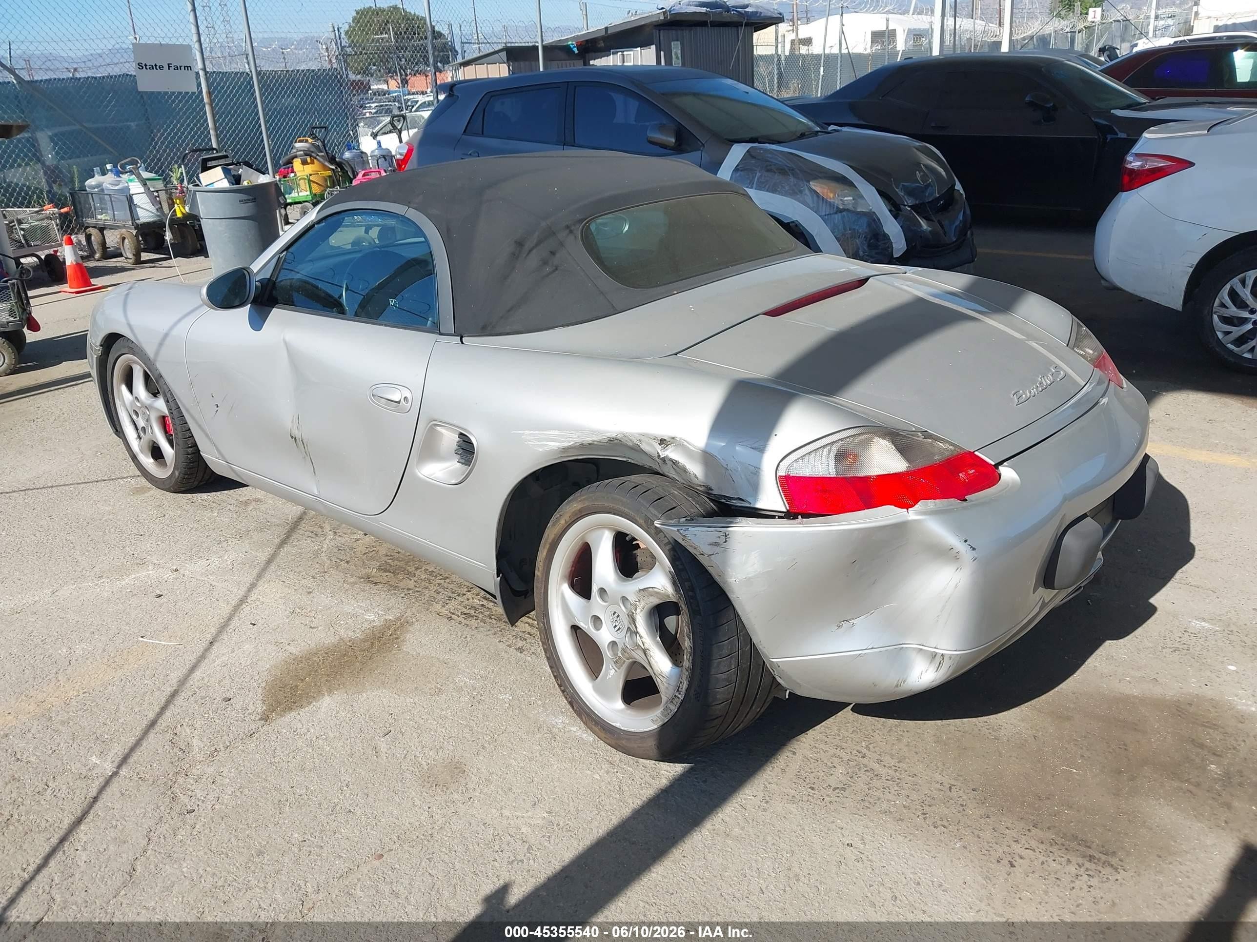 2000 Porsche Boxster S Silver vin: WP0CB2981YU664436