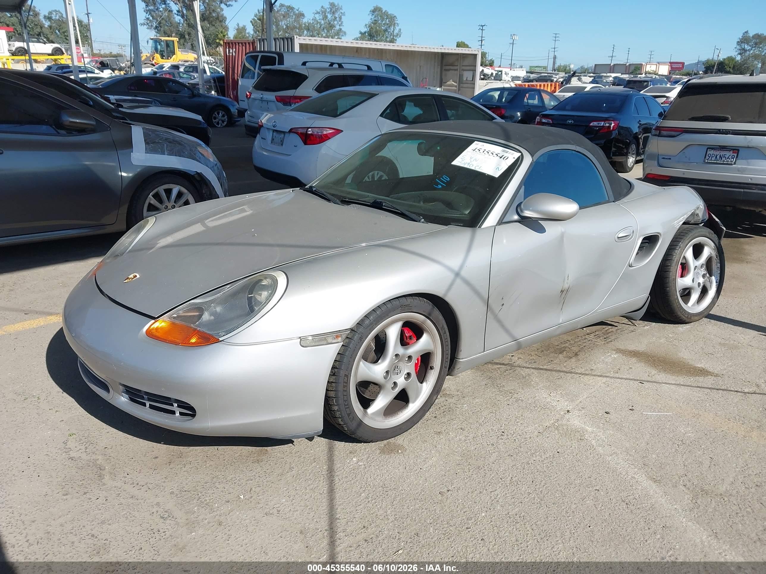 2000 Porsche Boxster S Silver vin: WP0CB2981YU664436