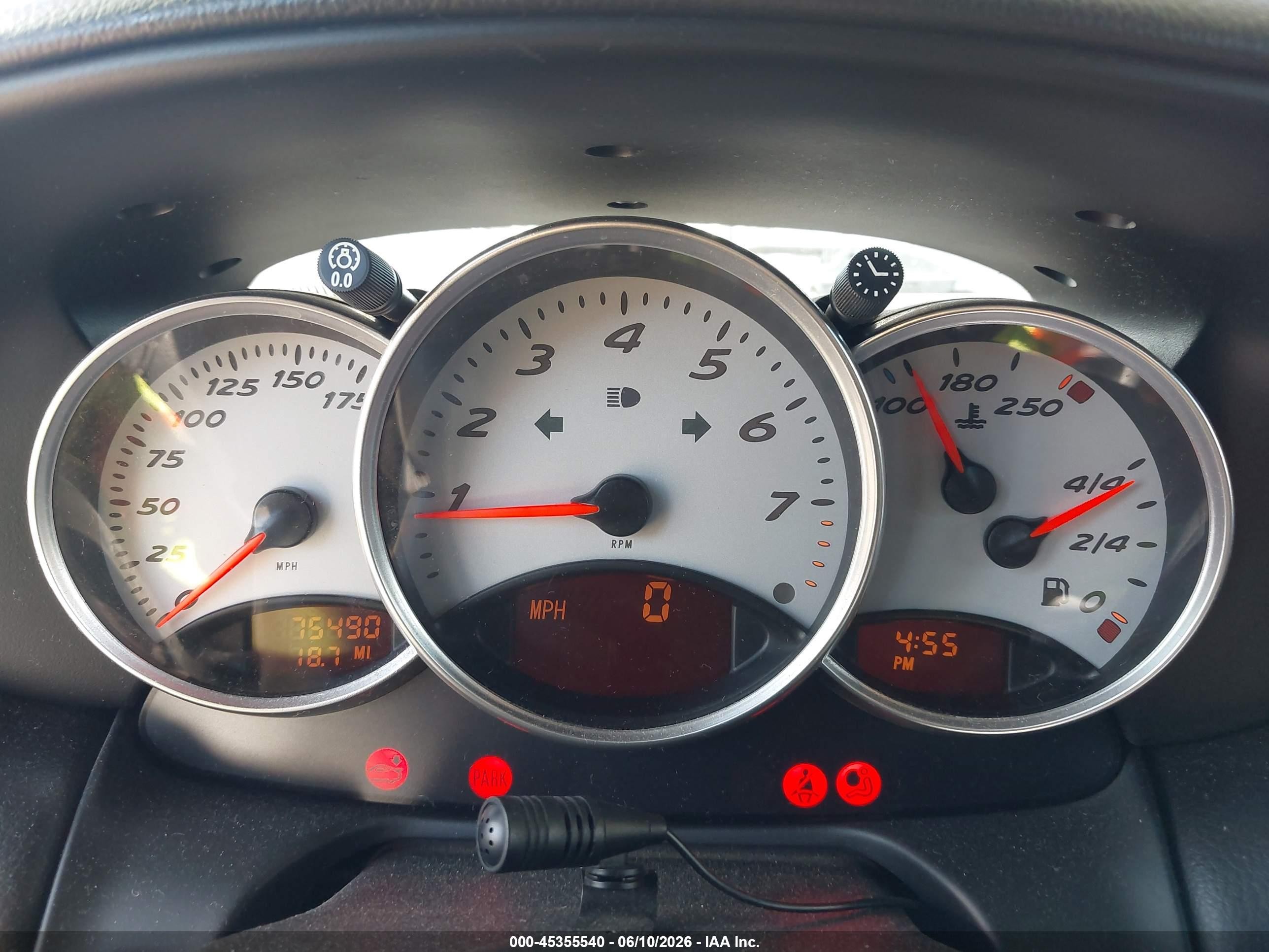 2000 Porsche Boxster S Silver vin: WP0CB2981YU664436