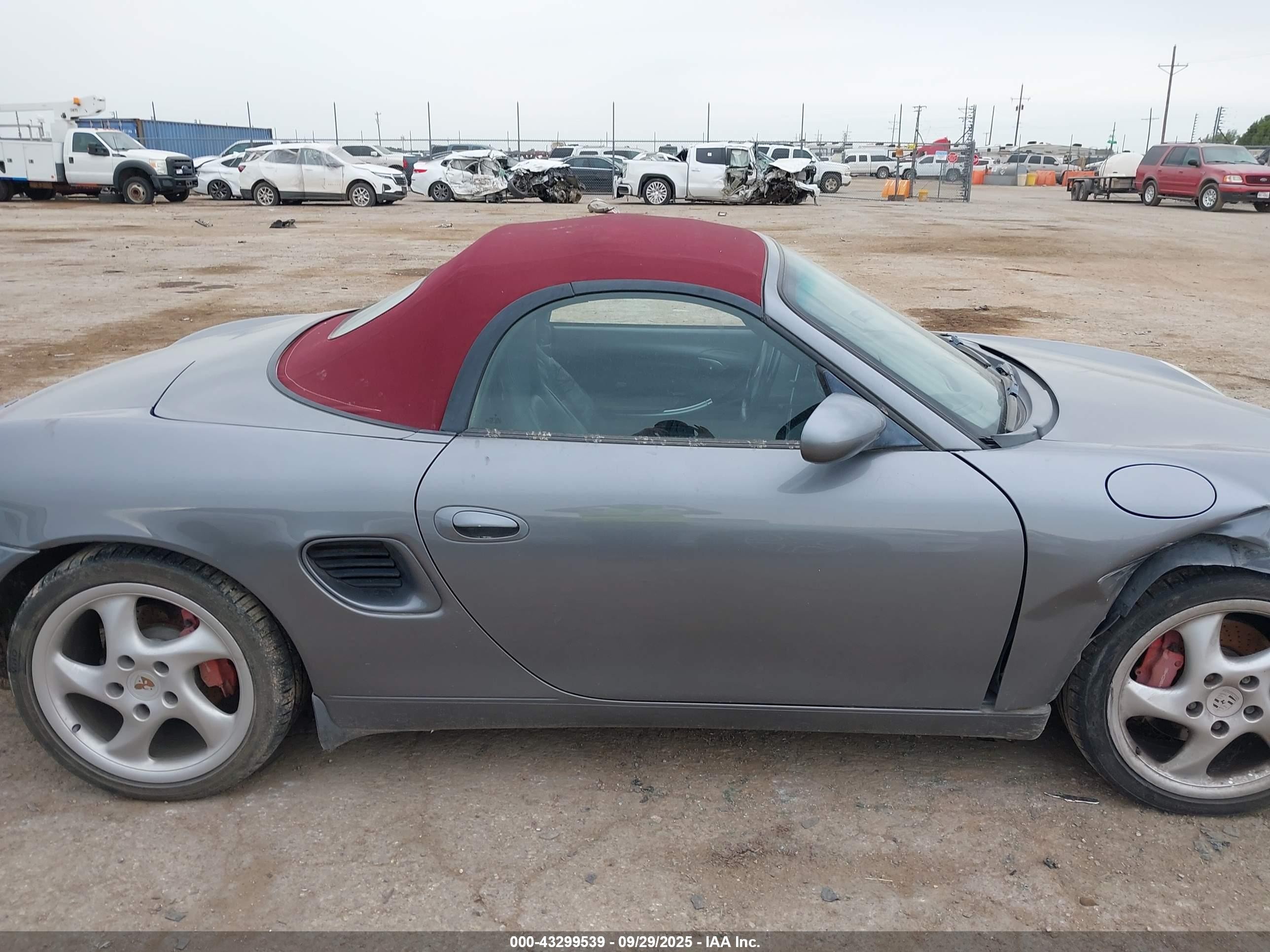 2002 Porsche Boxster S Gray vin: WP0CB29822U660564