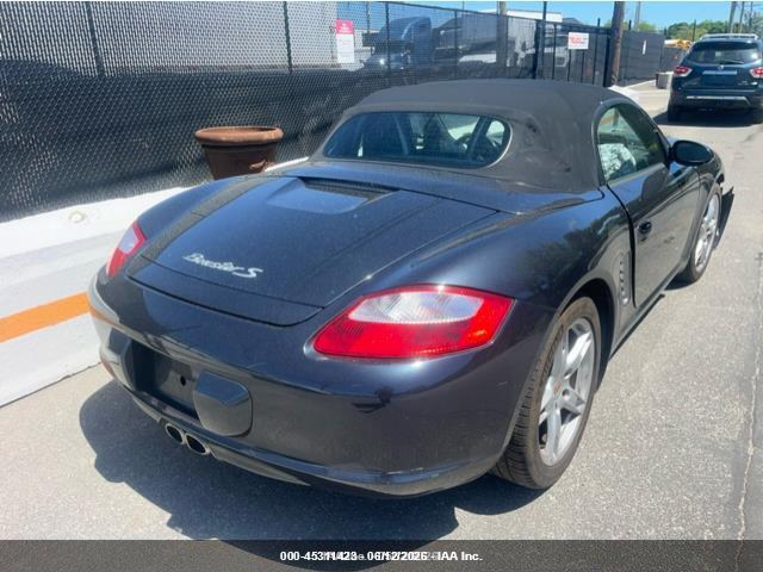 2005 Porsche Boxster S vin: WP0CB29845U730747