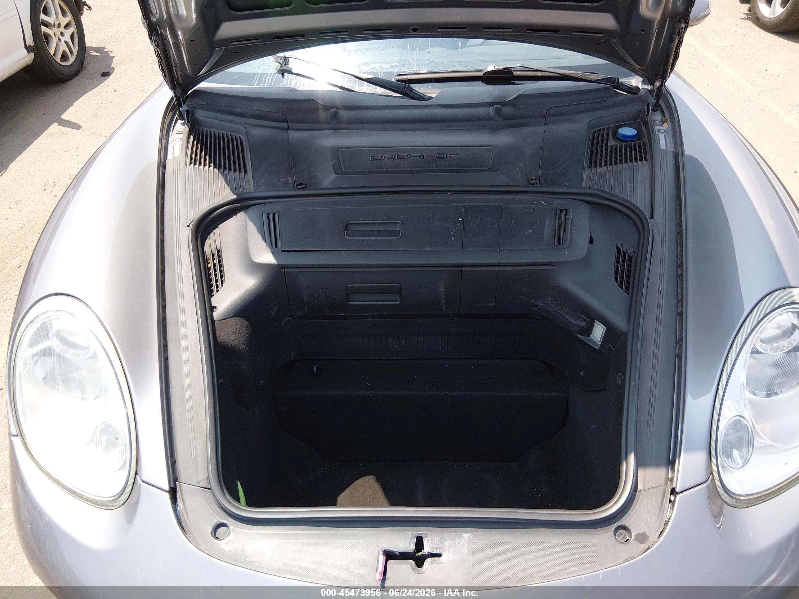 2005 Porsche Boxster S Серебряный vin: WP0CB29845U731512