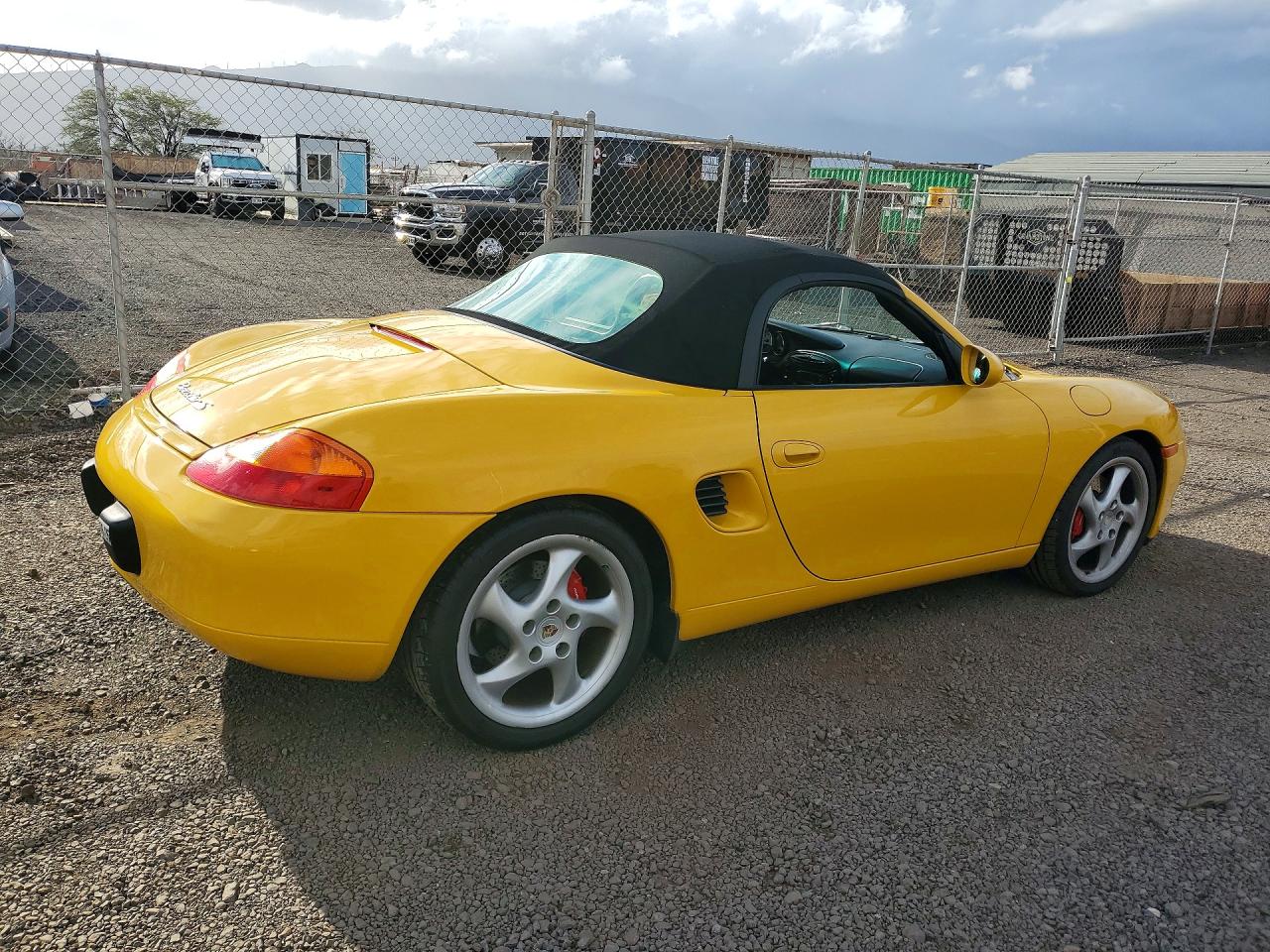 2000 Porsche Boxster S Yellow vin: WP0CB2984YU661594