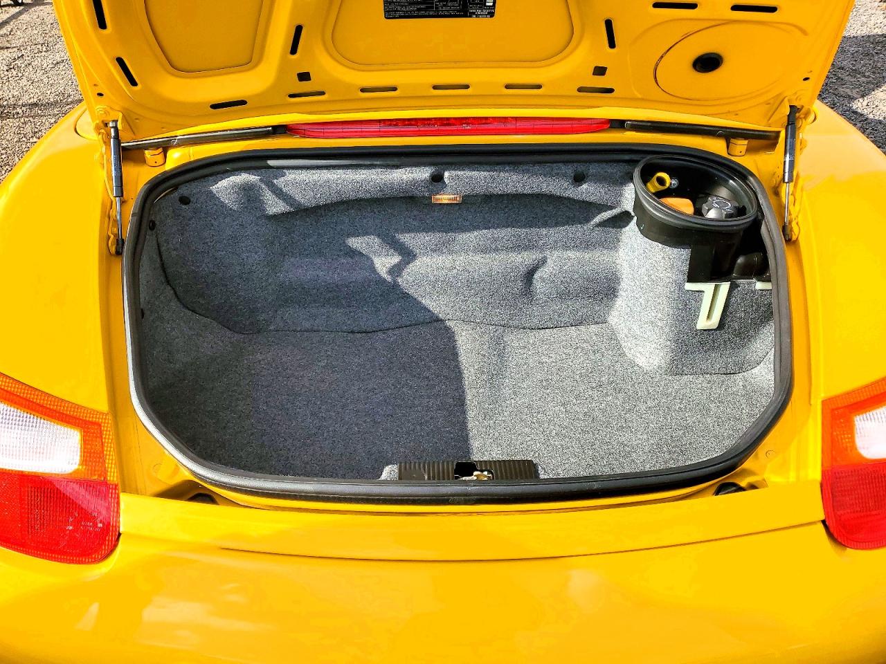 2000 Porsche Boxster S Yellow vin: WP0CB2984YU661594